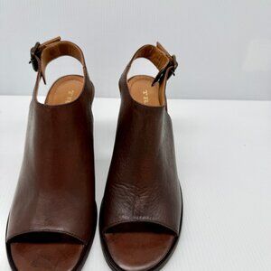 H S Trask Peep Toe Stacked Heel Slingbacks  Brown Leather Size 6